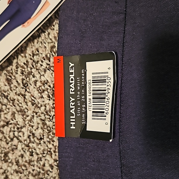 Hillary Radlry new with tag. Black pants size M. Has real pockets. - Picture 5 of 8